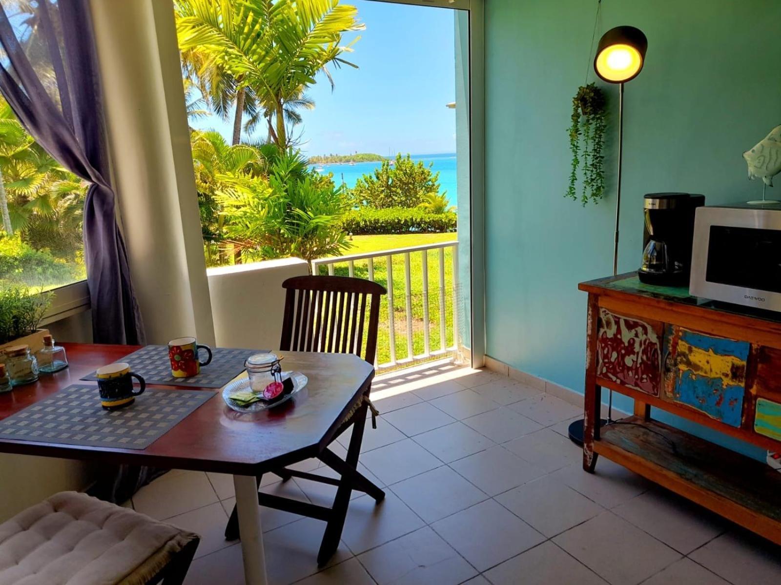 Ilet Bleu Studio Cosy Rdc Vue Mer Et Jardin - Acces Direct Plage Le Gosier  Εξωτερικό φωτογραφία